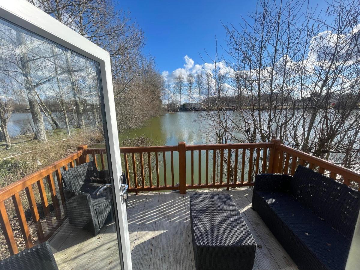 Rudd Luxury Lakeside With Fishing & Hot Tub@tattershall Дом отдыха